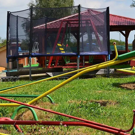 Rogalo בית הארחה